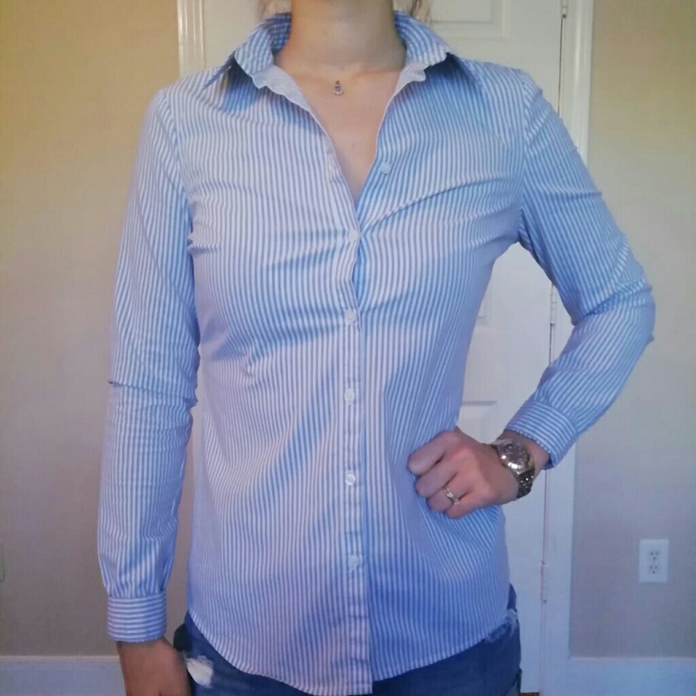 Beautiful Stradivarius Blue and White Shirt